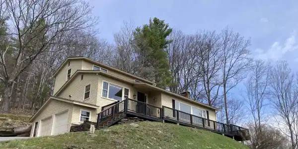 110 Golfview Lane