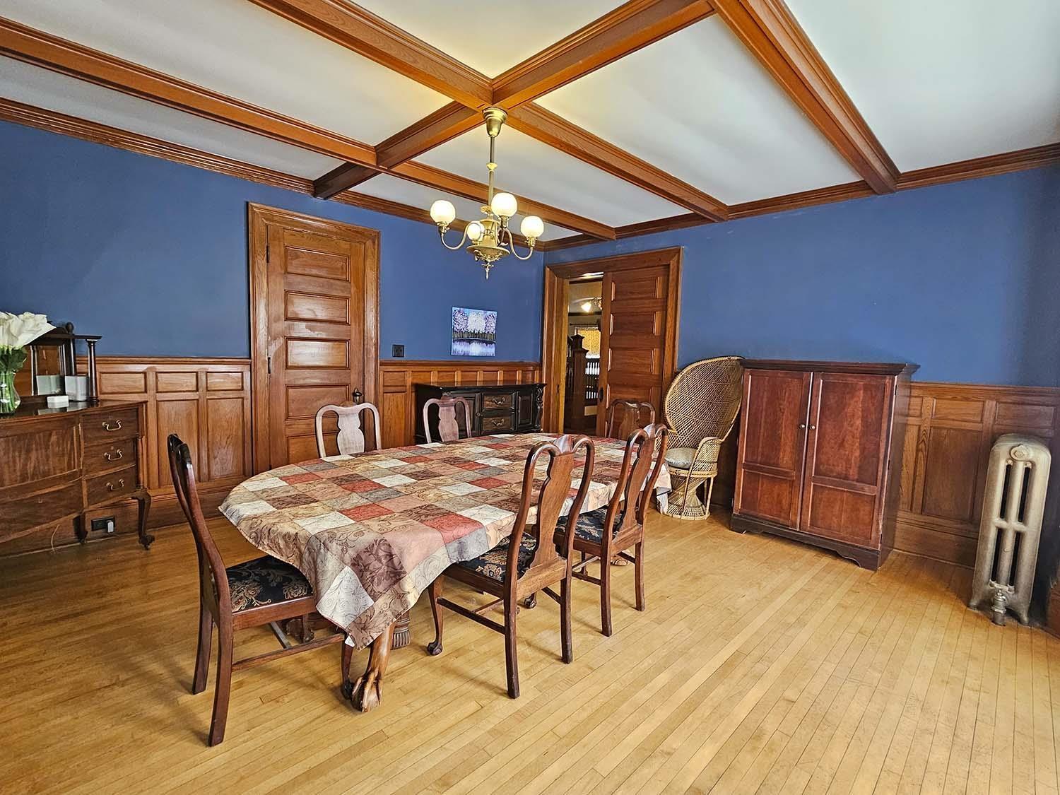 Image 3: Dining Room