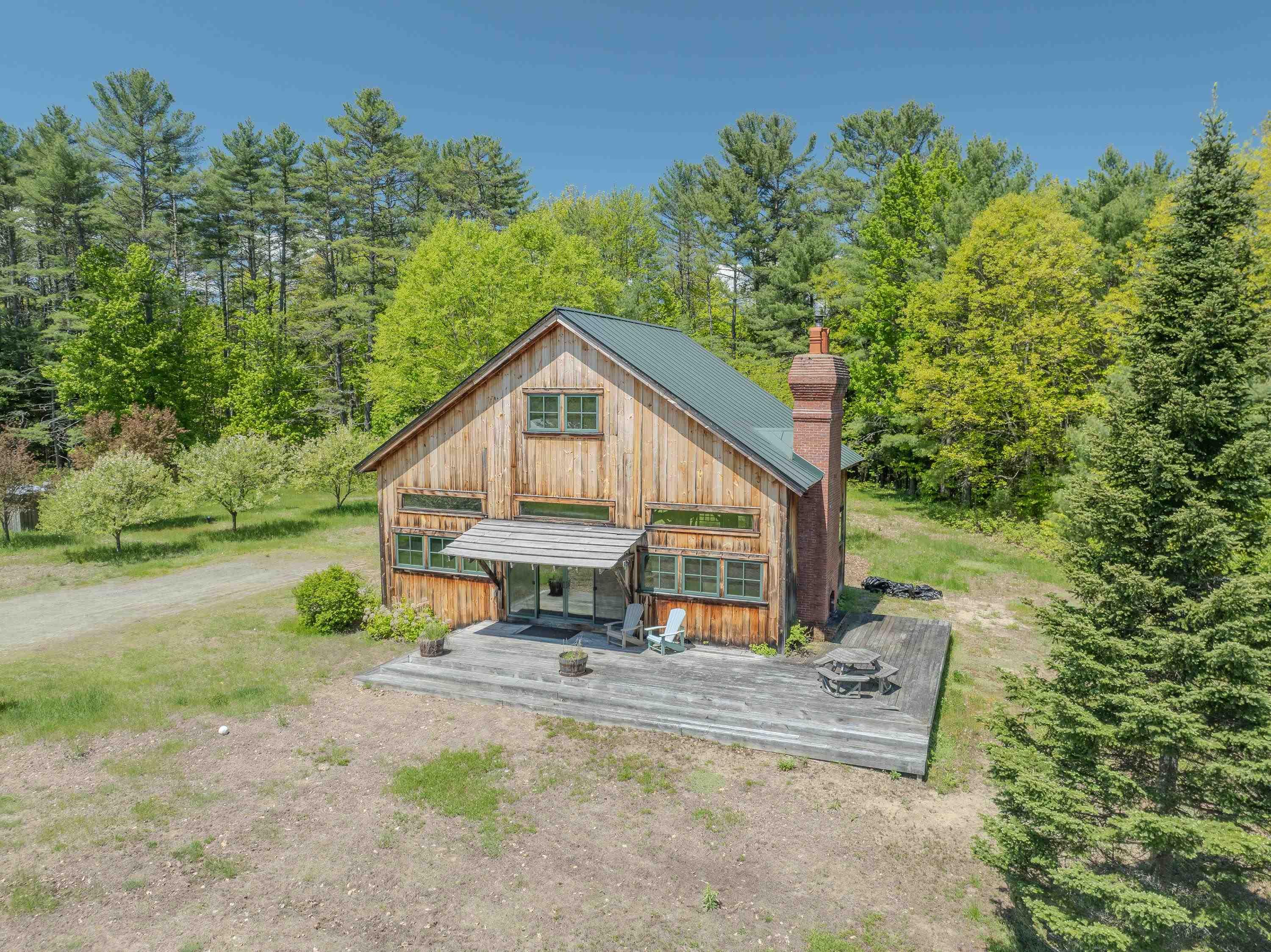 Image 3: Barn Guest House