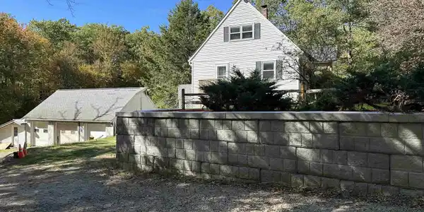 88 Drag Hill Road