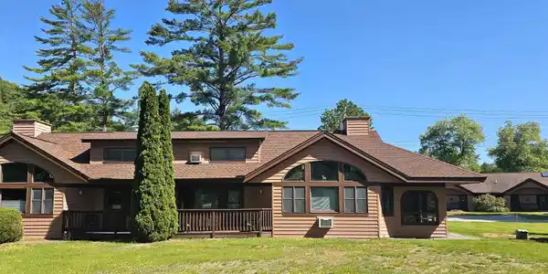 4 Jack O'Lantern Drive
