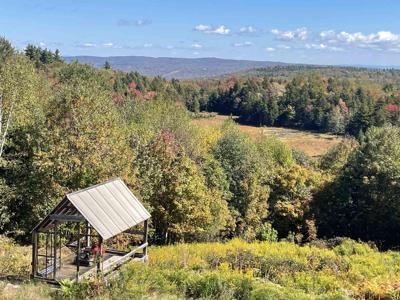 104 Johnny Cake Hill Lane