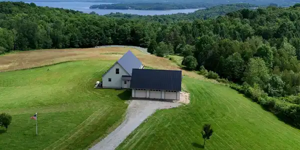 1293 City Farm Road