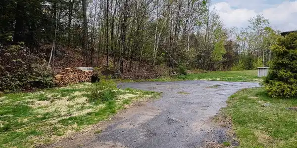 Image 3: Paved Drive