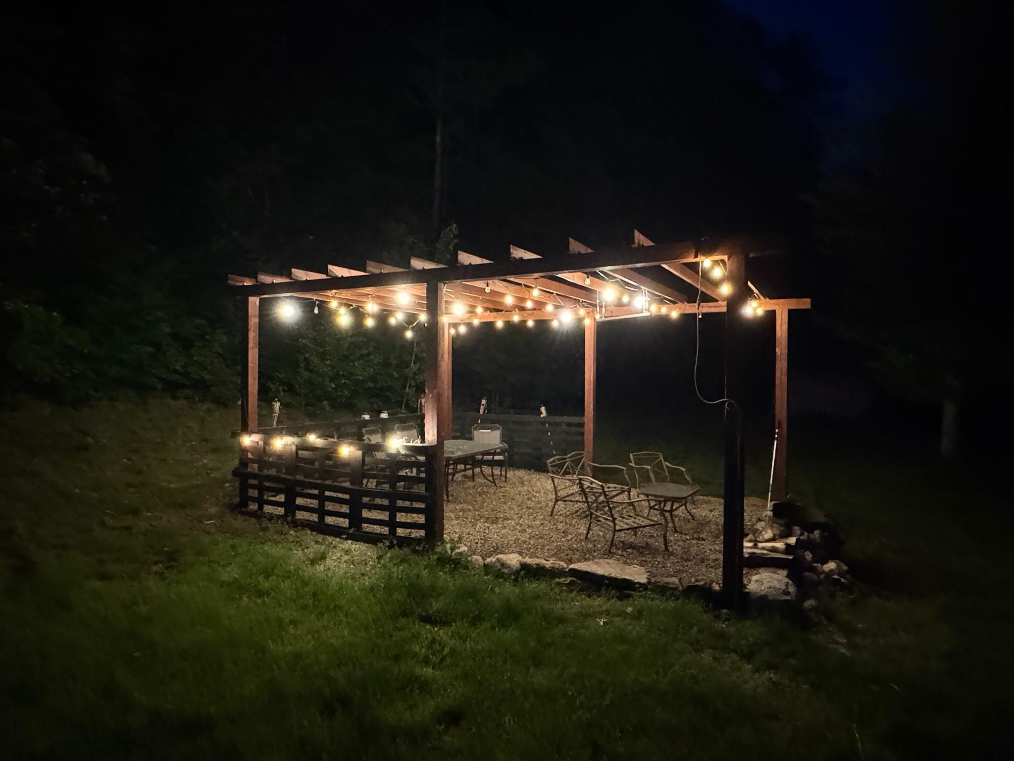 Image 4: Beautiful entertainment spot - wine, anyone? Image 4: Beautiful entertainment spot - wine, anyone?