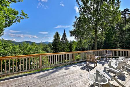 2110 Lynds Hill Road