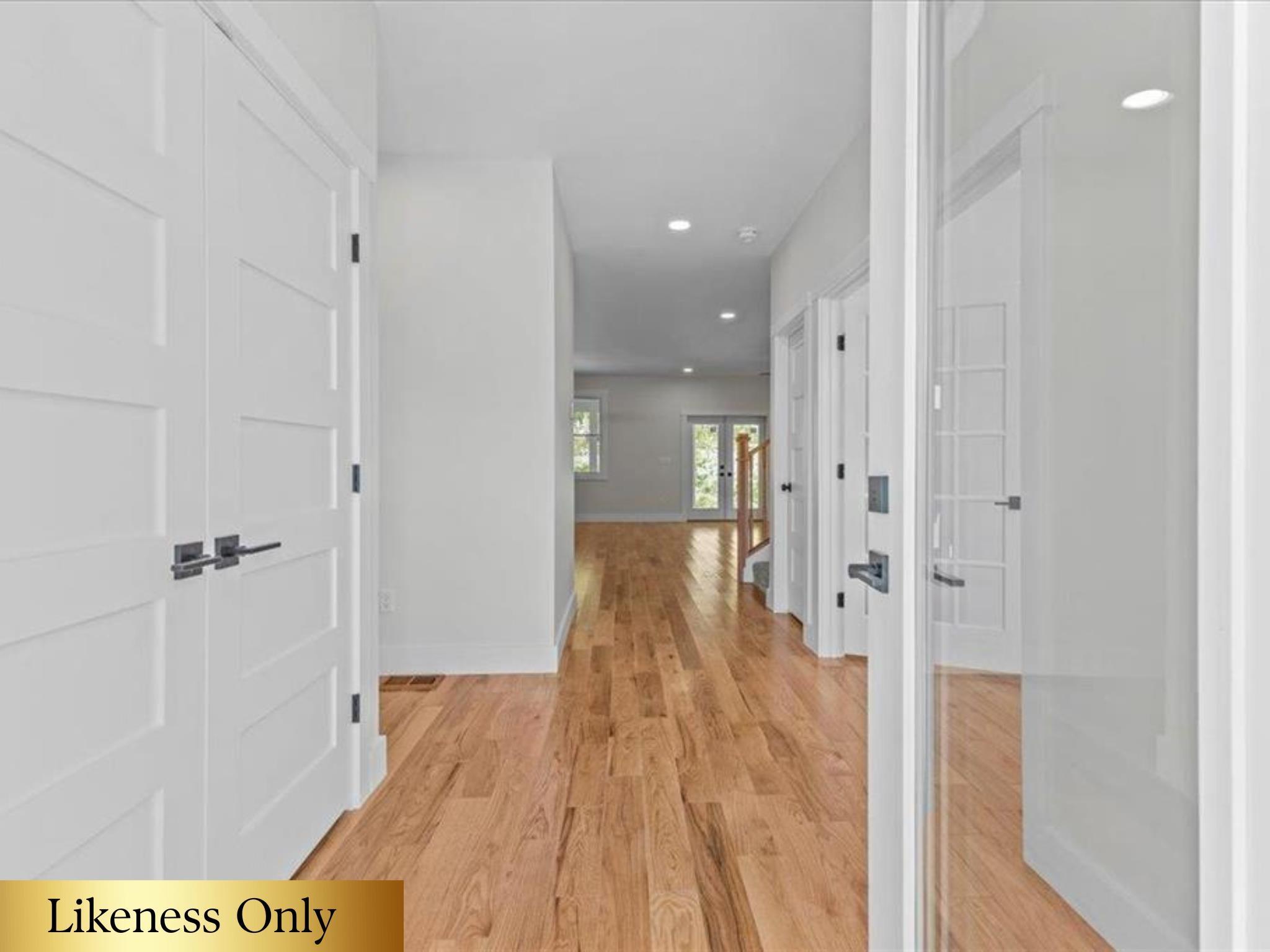 Image 3: LIKENESS ONLY Image 3: LIKENESS ONLY