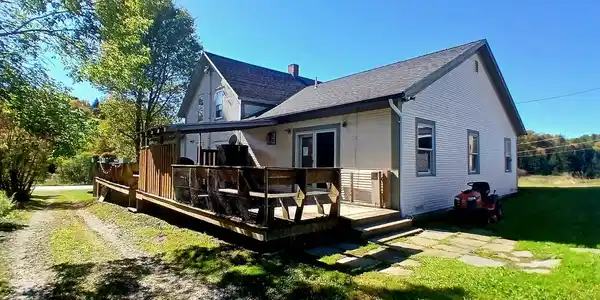 852 Pollander Road