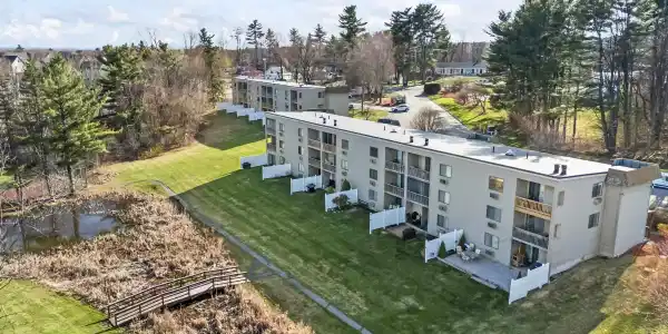 23 Treetop Circle