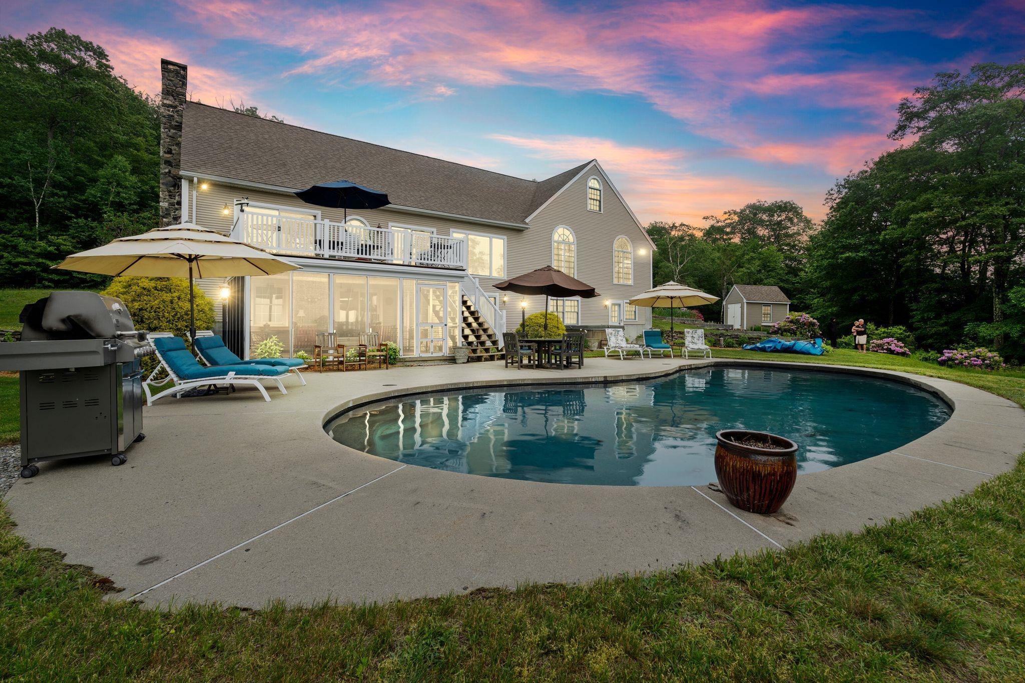 Image 1: Sunset light Image 1: Sunset light