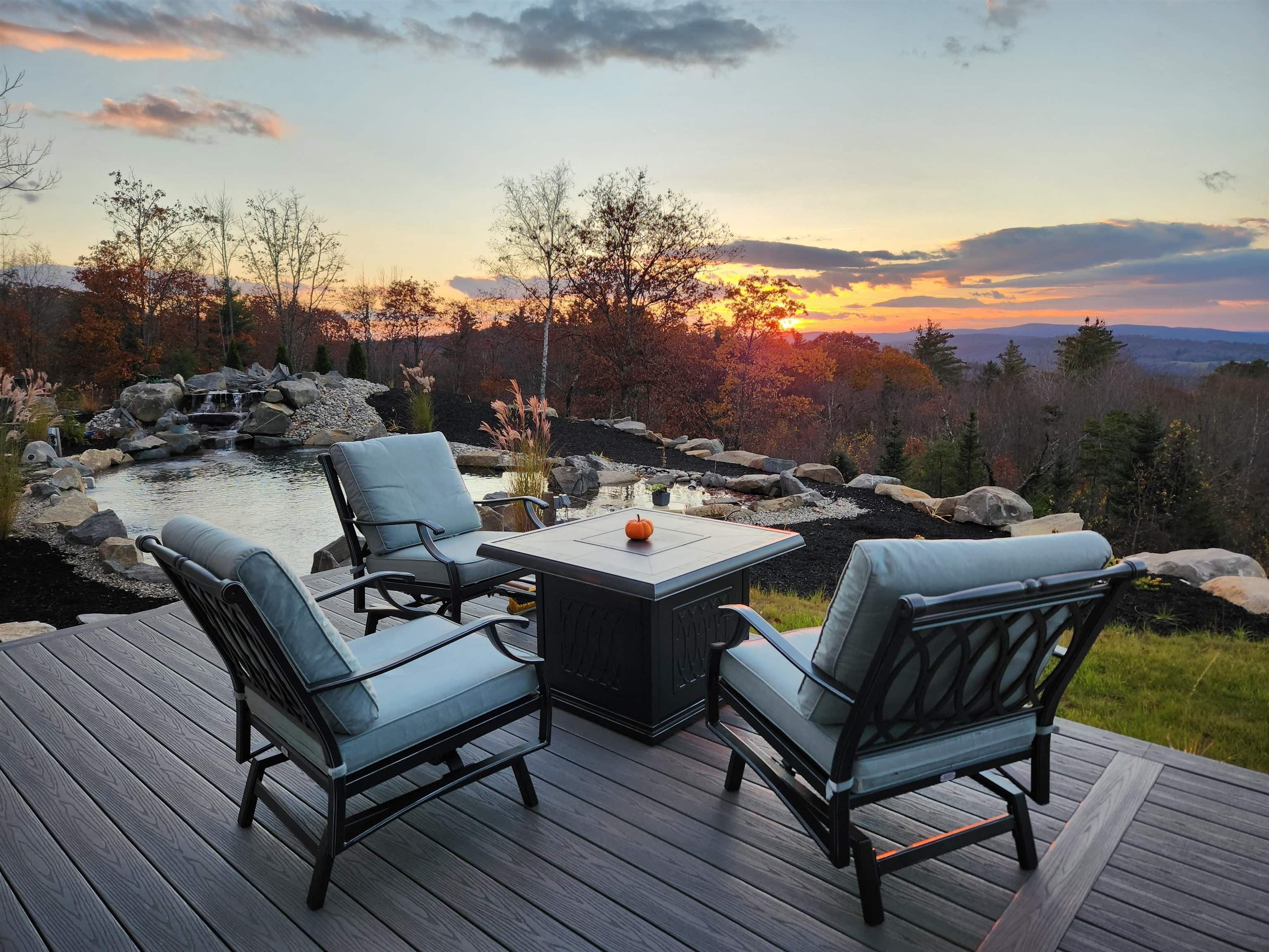 Image 3: Tremendous views!
