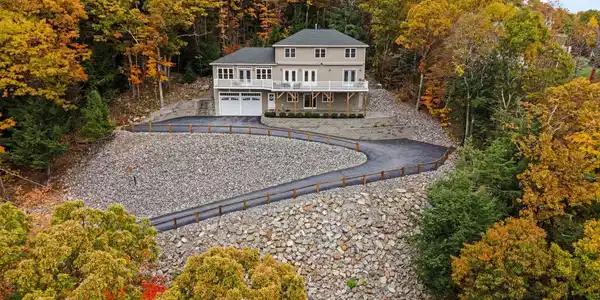 86 Sagamore Road