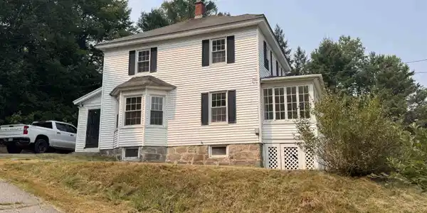 1895 Riverside Drive