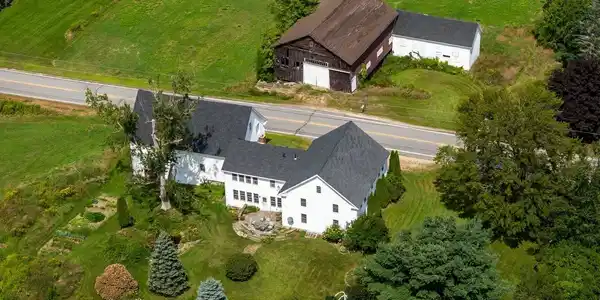 1310 & 1311 Upper City Road