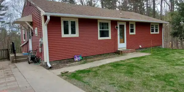 39 Longwood Drive