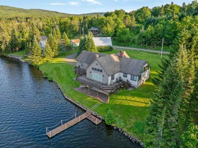 1467 Diamond Pond Road