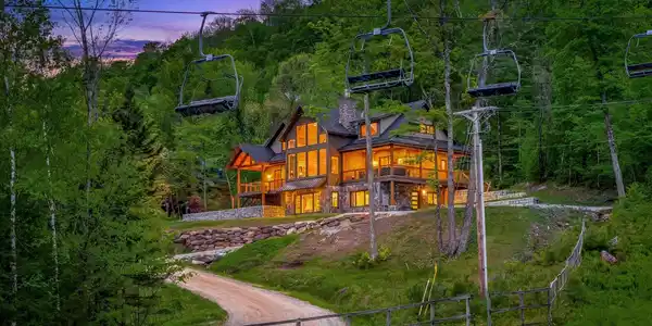 112 Snowbridge Road