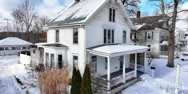68 Court Street
