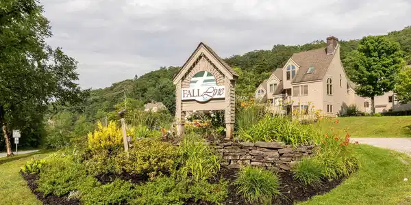 776 East Mountain Road