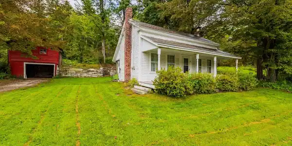 Image 2: 221 Route 30 House