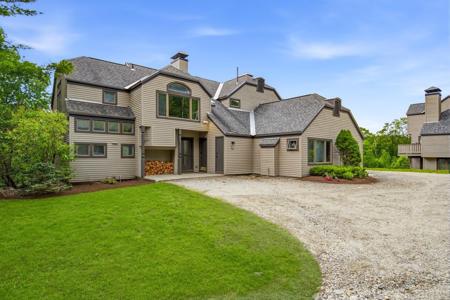 E1 Rock Ridge Road