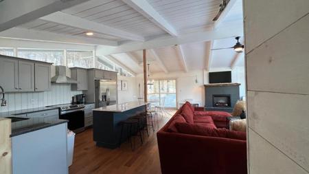 125 Mountain Drive