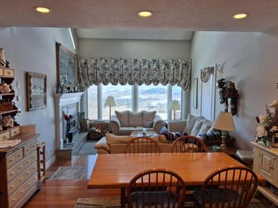122 Upper Summit Road