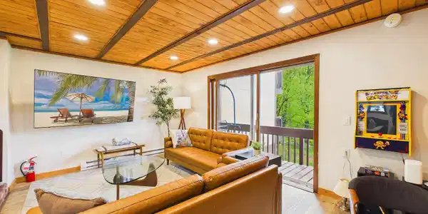 774 East Mountain Road