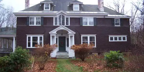 15 Bailey Avenue