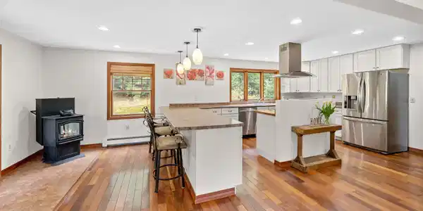 272 West Hill Road