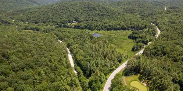 00 River Road
