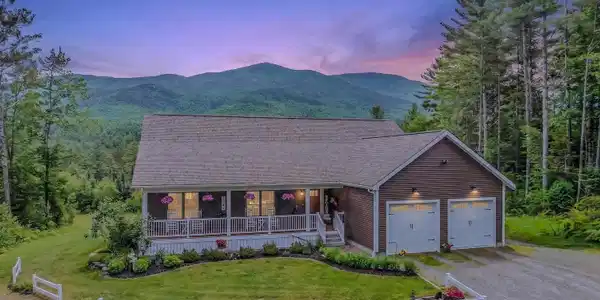 701 Easton Valley Road