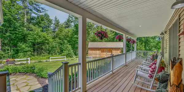 Image 4: Front Covered Porch