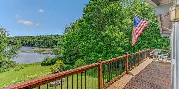 1190 Streeter Pond Road