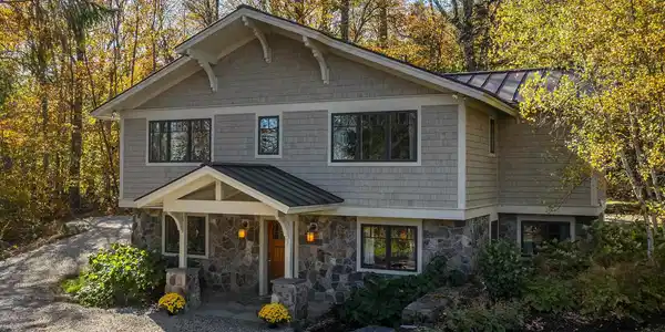 7 North Brookwood Road
