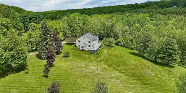 25 Wolfeboro Road