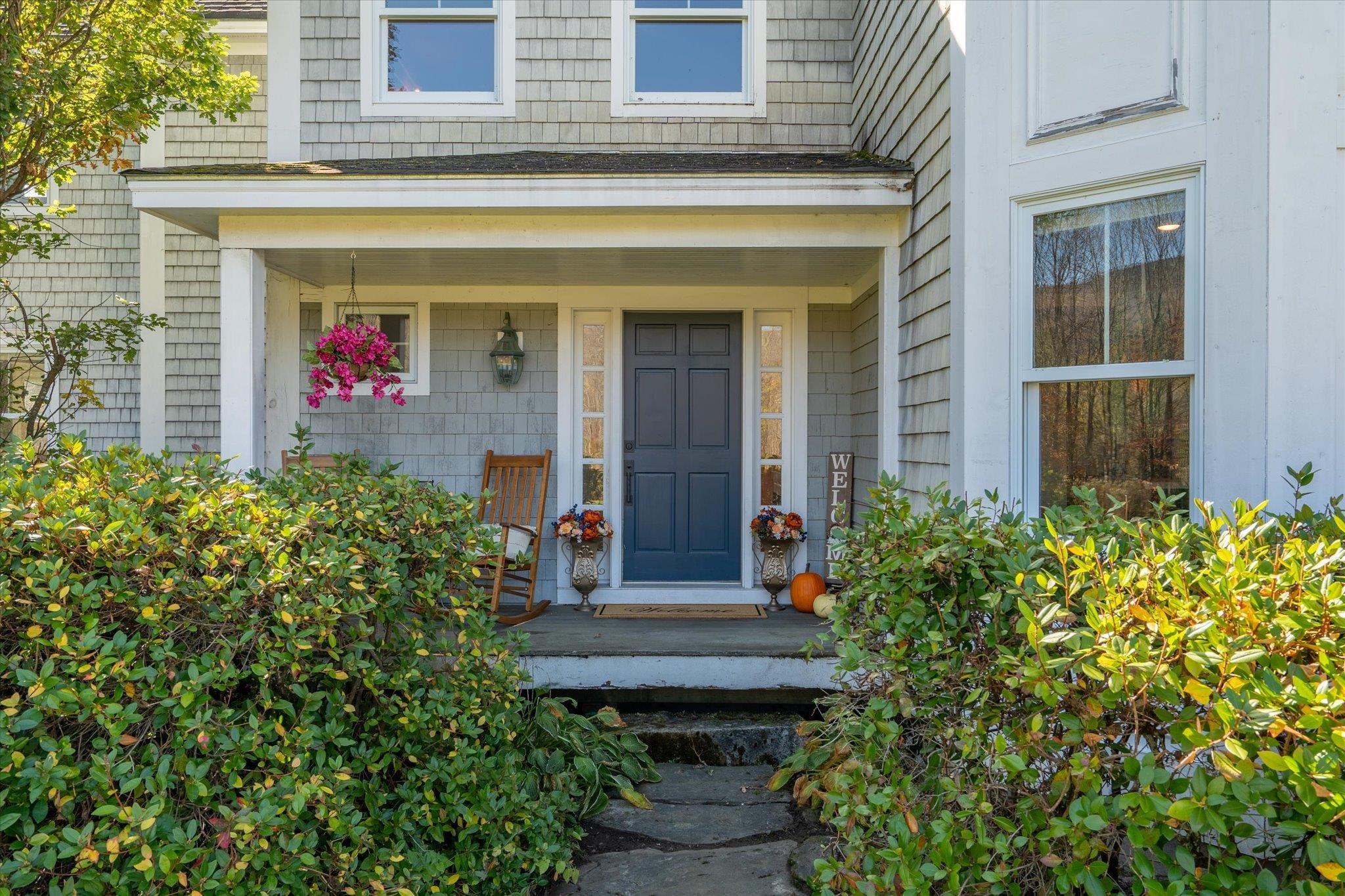 Image 3: Front Exterior Image 3: Front Exterior