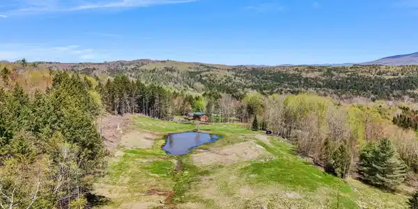 1128 moulton Lane