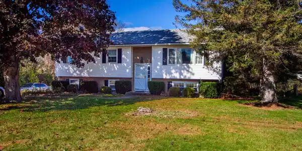 11 Lyman Avenue