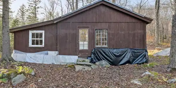 Image 4: Insulated