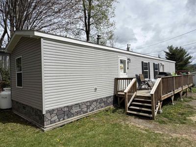 14 Hilltop Manor Mobile Home Park