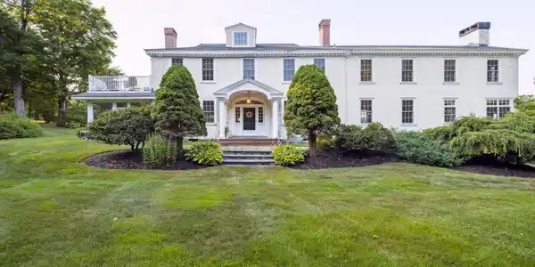 580 Mountain Road