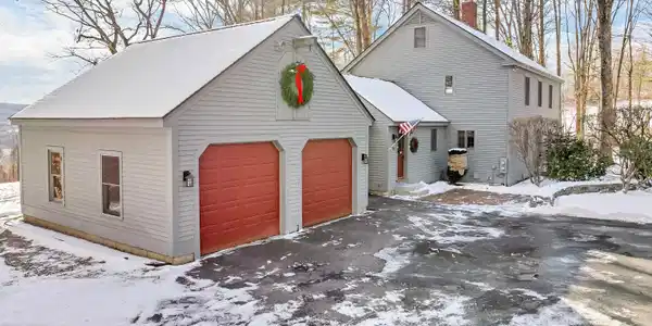 614 Foster Hill Road