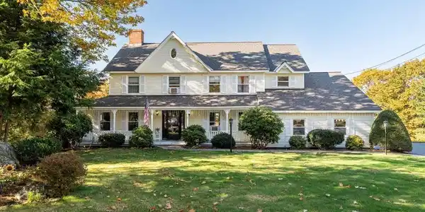 16 Cherry Hill Road