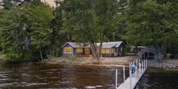 44 Ossipee Lake Drive