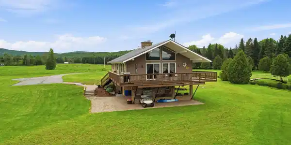 Image 4: House Porch