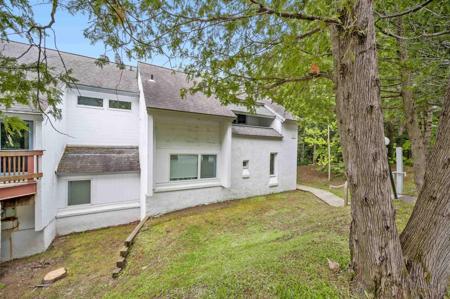 102 Upper Phase Road
