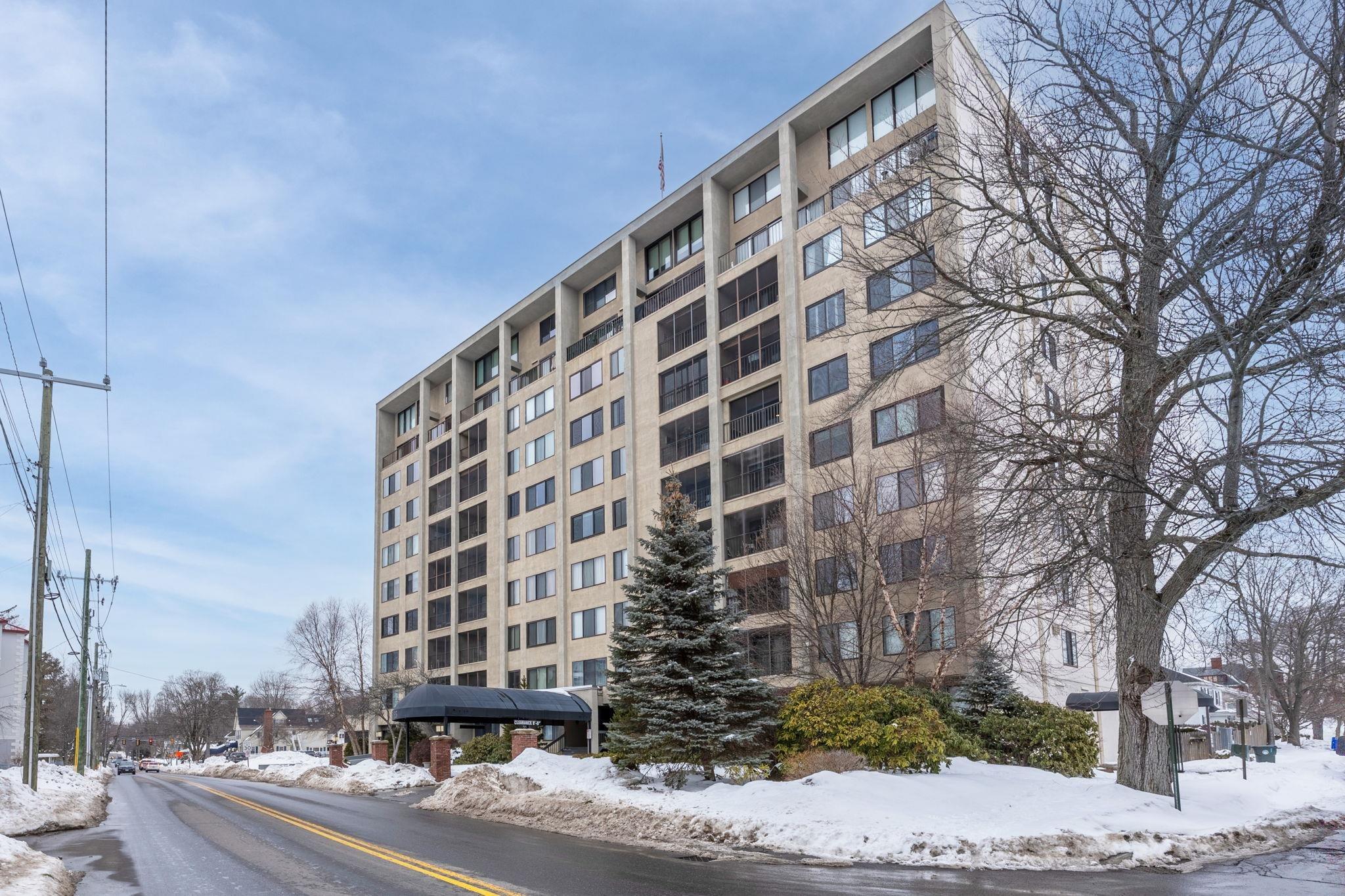 Image 2: Front View of 55 River Road