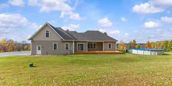 18 Martell Road