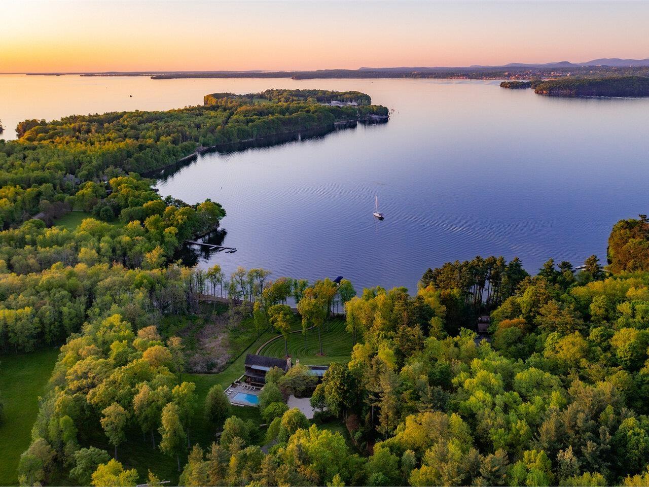 Image 1: Shelburne Bay